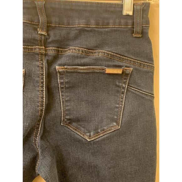 So Lifting by Chico's The So Slimming Collection Low-Rise Jeans, Size 0 Short - Picture 4 of 10
